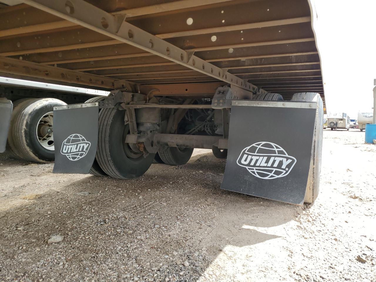 2022 UTILITY REEFER VIN 1UYVS2530N2542307 photo 5