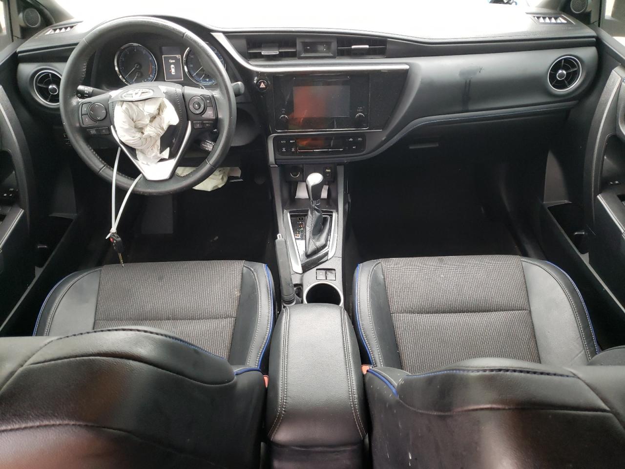 2019 TOYOTA Corolla VIN 2T1BURHE7KC211819 photo 8