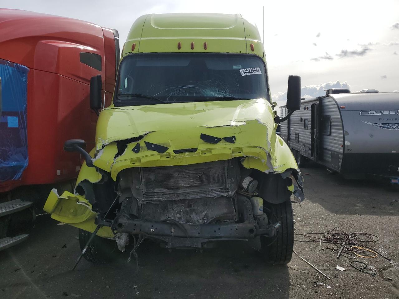 2013 FREIGHTLINER All other VIN 1FUJGHDV1DSBW0107 photo 2