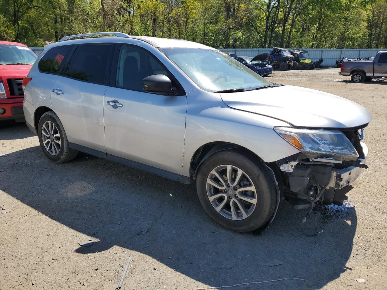 2016 Nissan Pathfinder VIN 5N1AR2MN7GC653439 photo 4