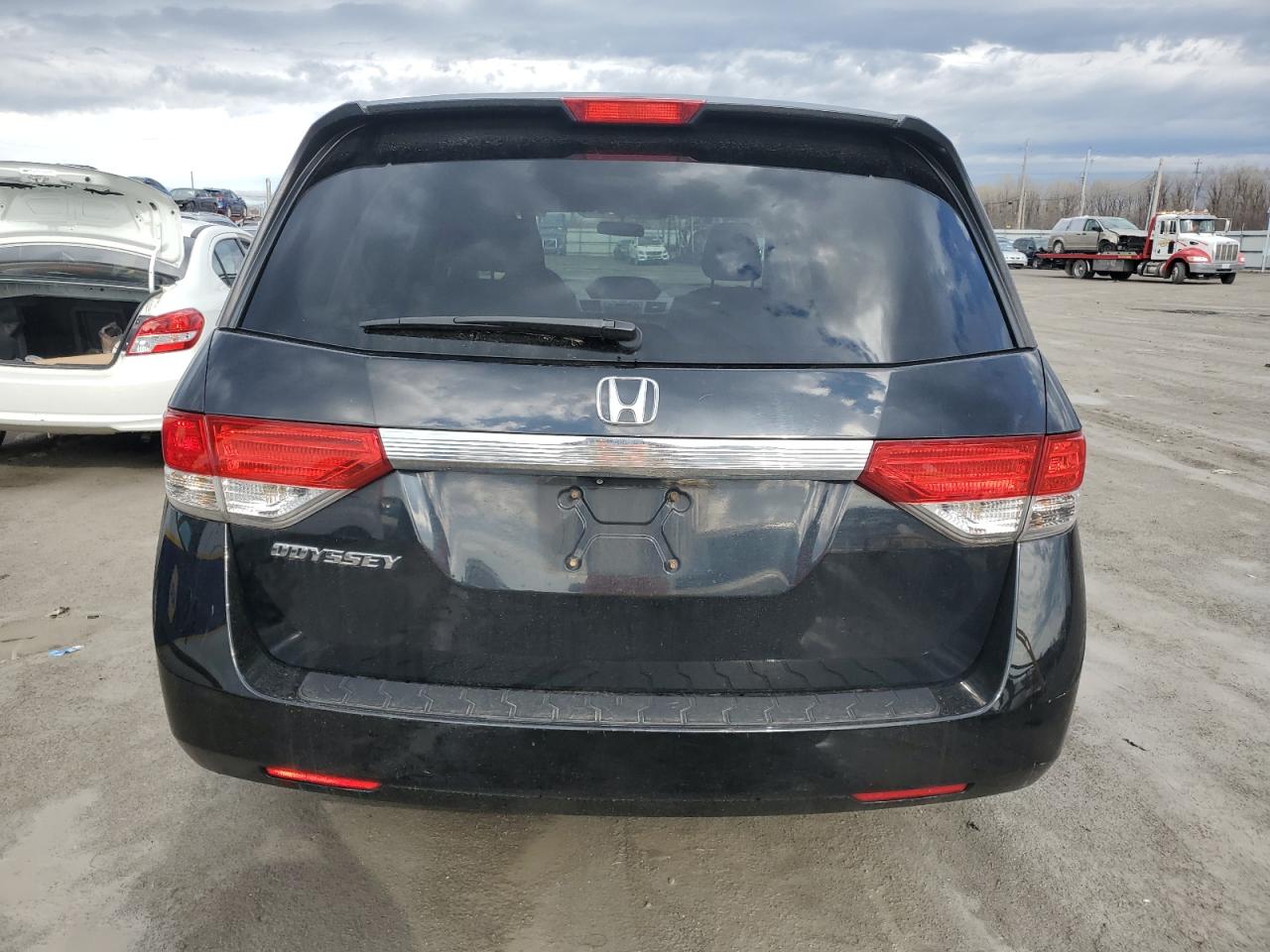 2015 HONDA Odyssey VIN 5FNRL5H43FB001818 photo 6
