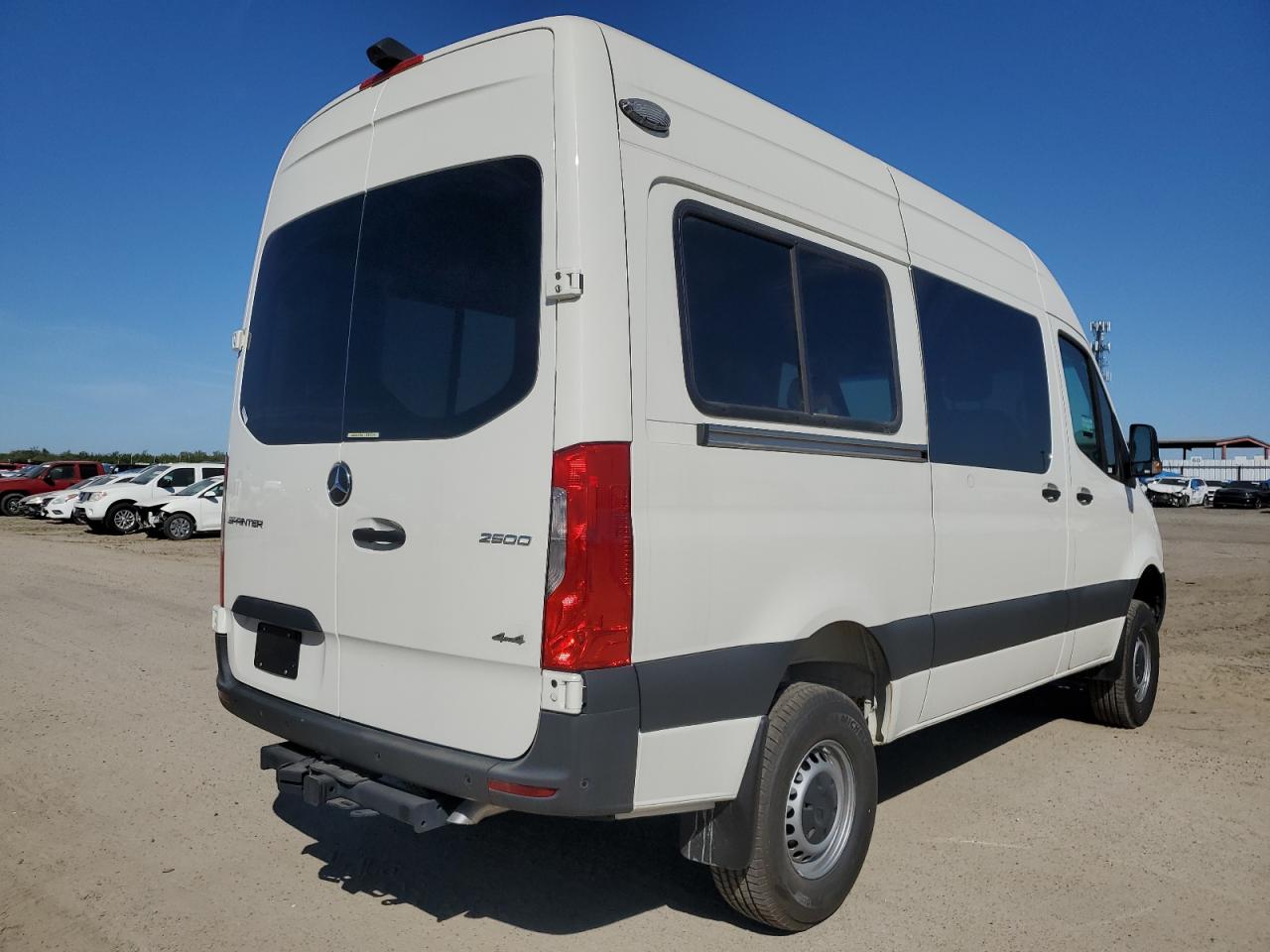 2022 MERCEDES-BENZ Sprinter VIN W1W4EBVYXNT090362 photo 4