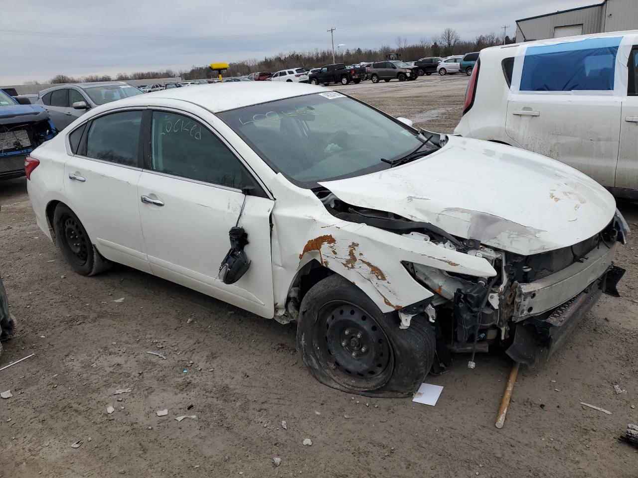 2017 NISSAN Altima VIN 1N4AL3AP0HC130658 photo 4