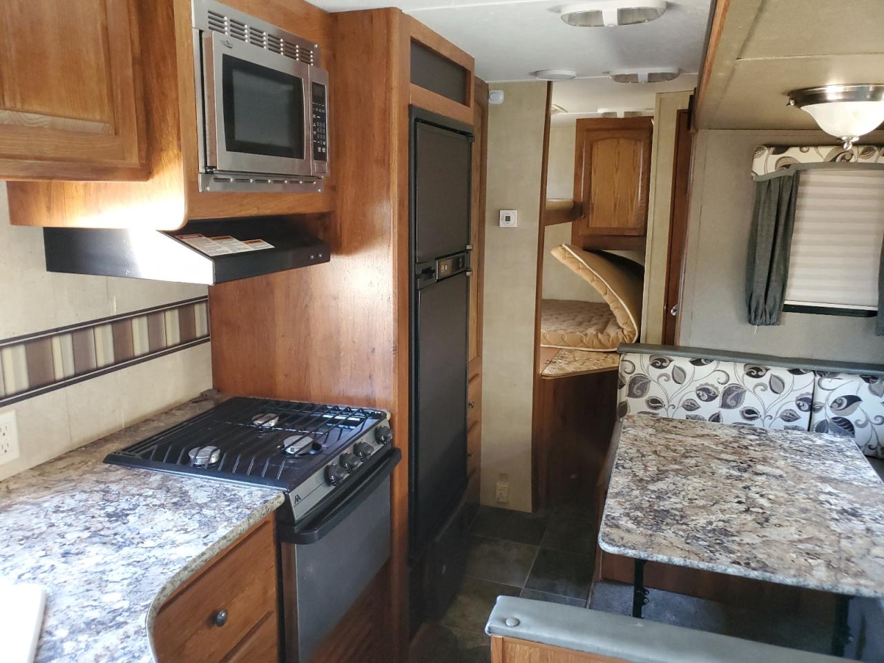 2014 Keystone Hideout VIN 4YDT26B22EN203441 photo 6