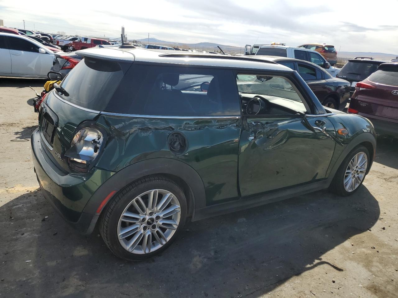 2017 MINI Cooper VIN WMWXP5C34H2D71207 photo 3