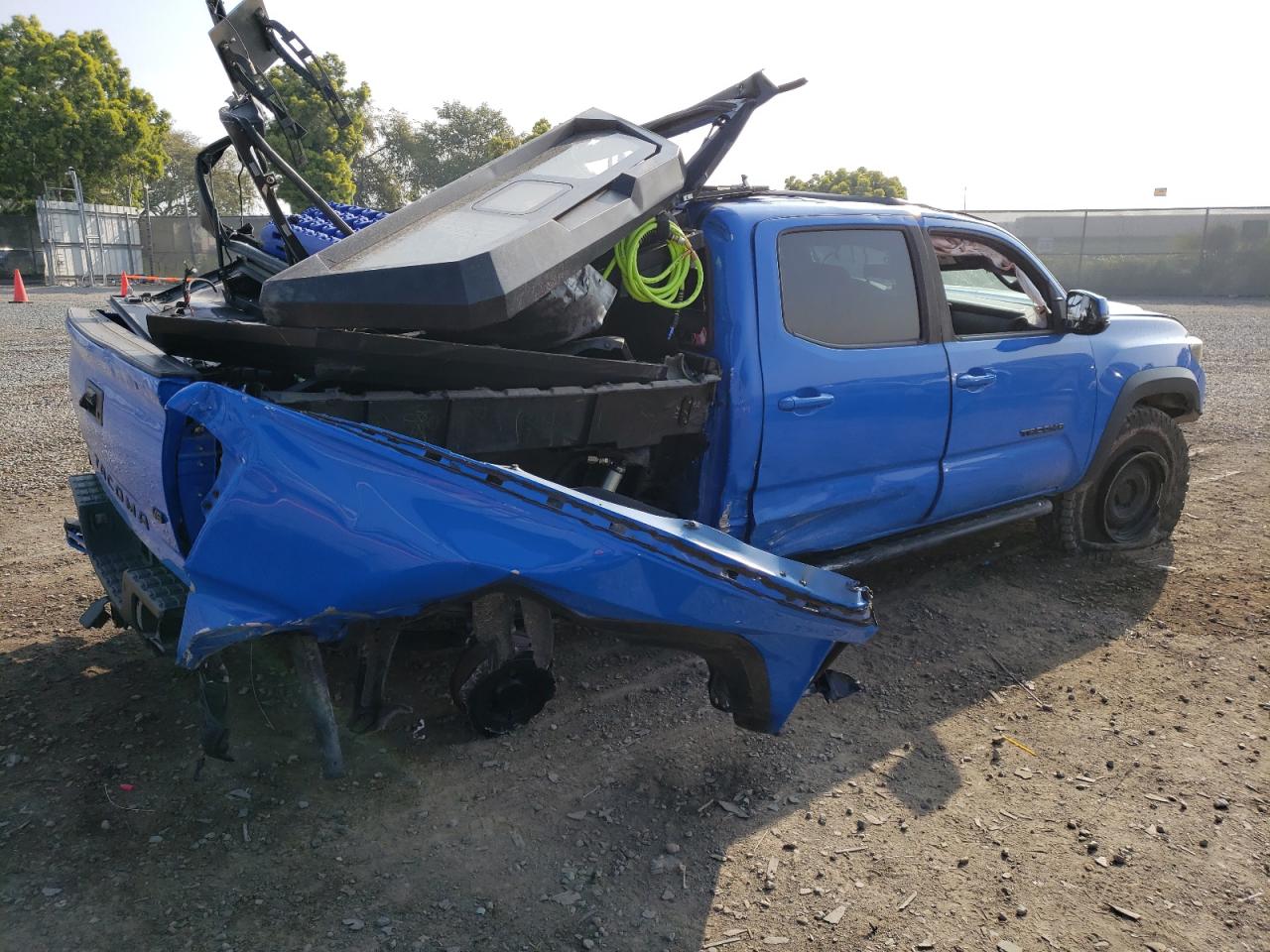 2020 TOYOTA Tacoma VIN 3TMCZ5AN6LM310164 photo 3