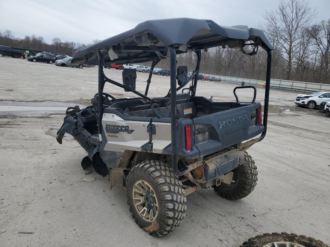 2019 HONDA Sidebyside VIN 1HFVE04T1K4300255 photo 3