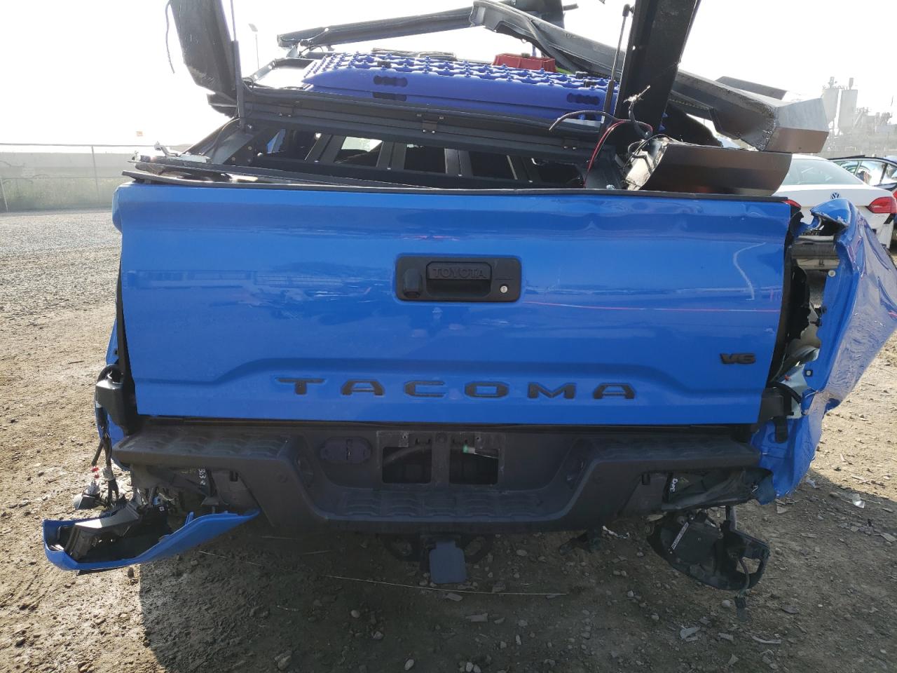 2020 TOYOTA Tacoma VIN 3TMCZ5AN6LM310164 photo 6