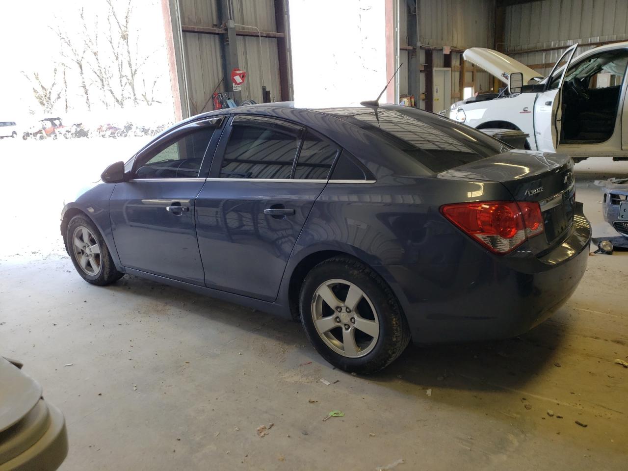 2014 Chev Cruze VIN 1G1PC5SB1E7422027 photo 2