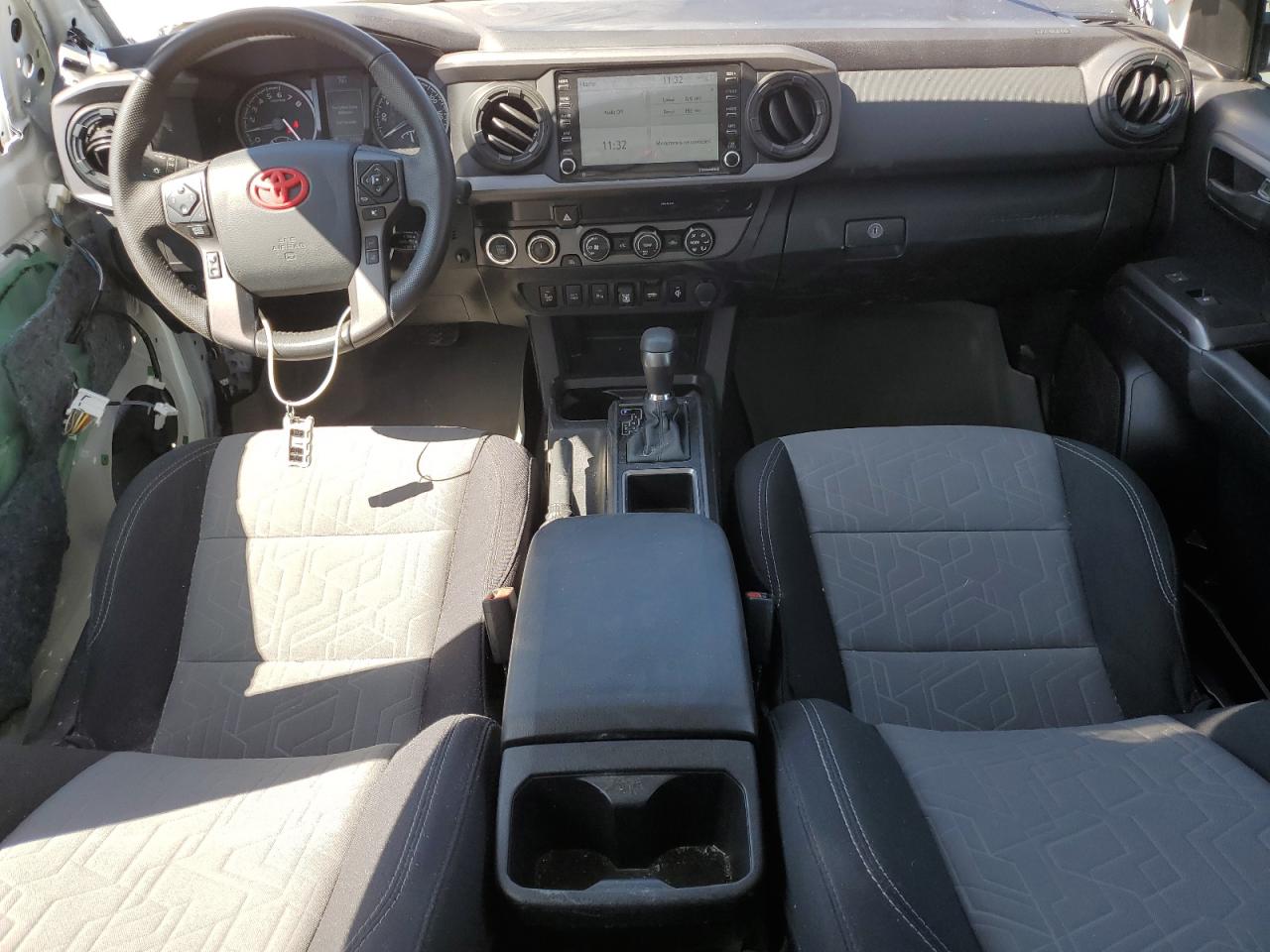 2020 TOYOTA Tacoma VIN 3TMCZ5ANXLM341093 photo 8