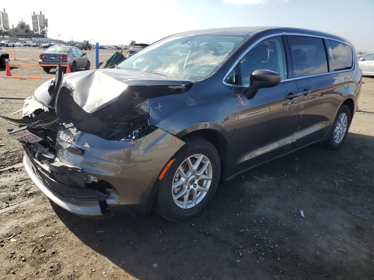 2021 CHRYSLER Minivan VIN 2C4RC1CG1MR553068 photo 1