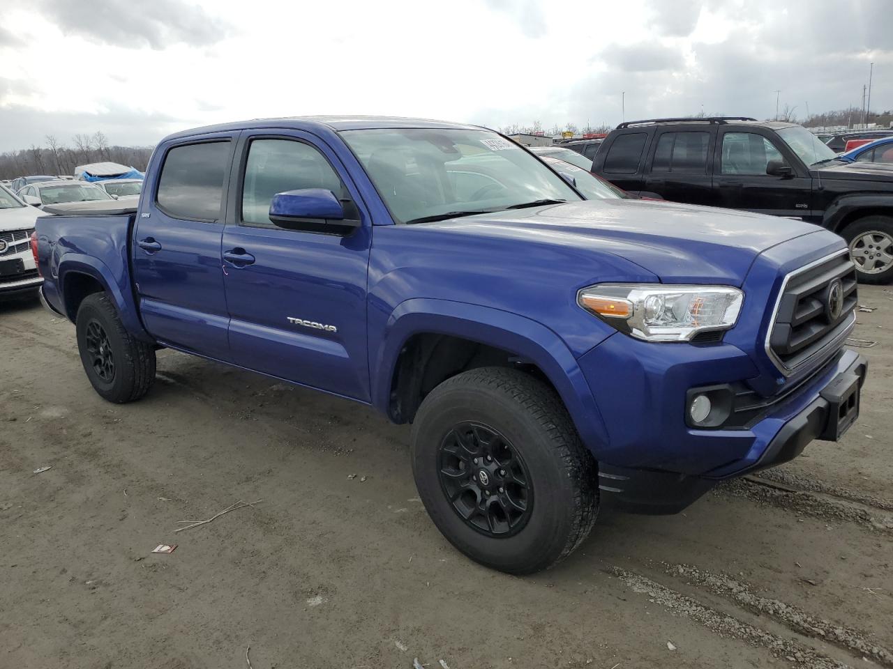 2022 TOYOTA Tacoma VIN 3TMCZ5AN3NM499648 photo 4