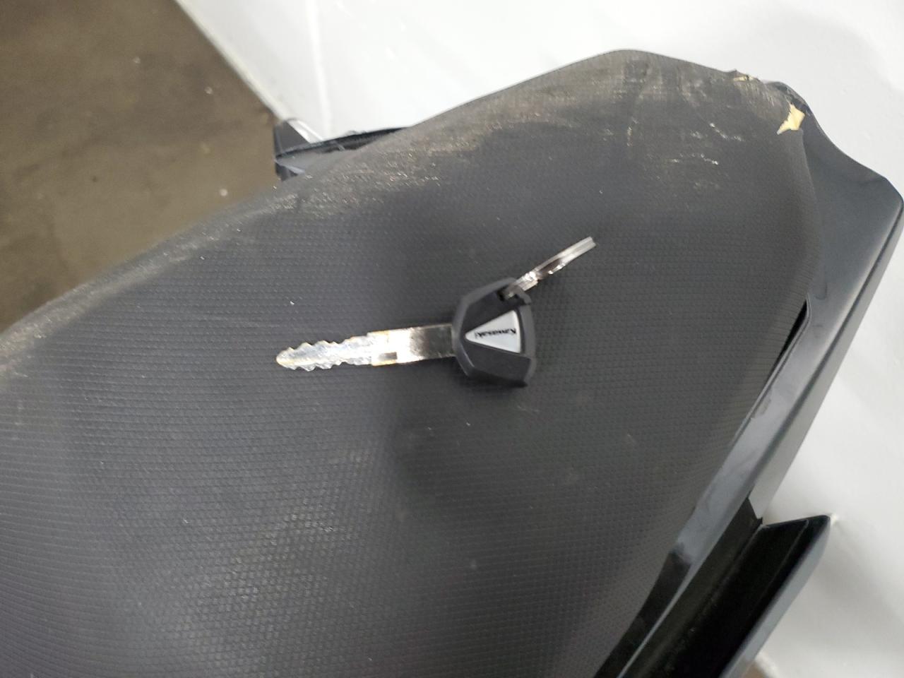 2018 KAWASAKI EX400 VIN JKAEXKG13JDA02408 photo 8