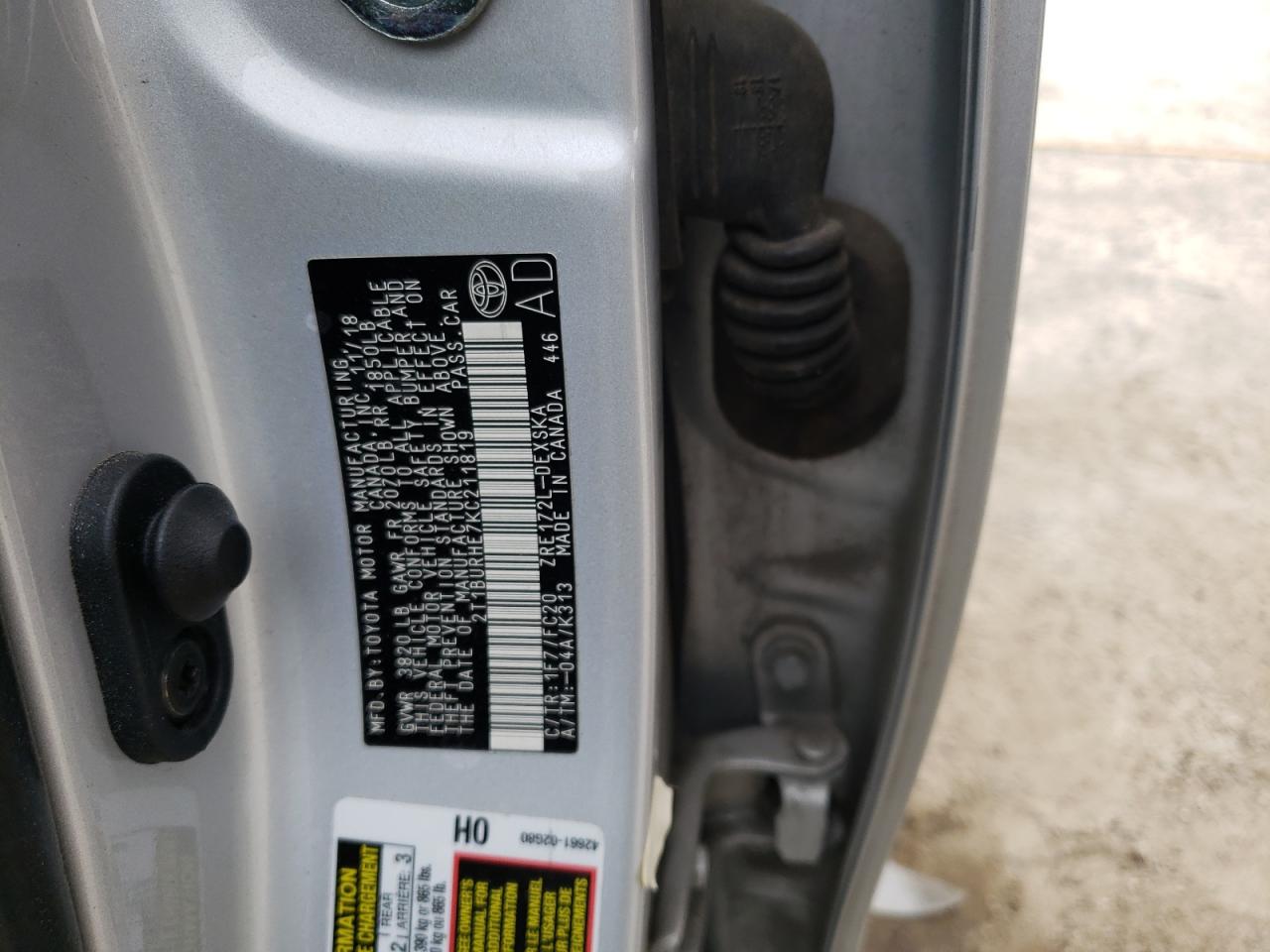 2019 TOYOTA Corolla VIN 2T1BURHE7KC211819 photo 12