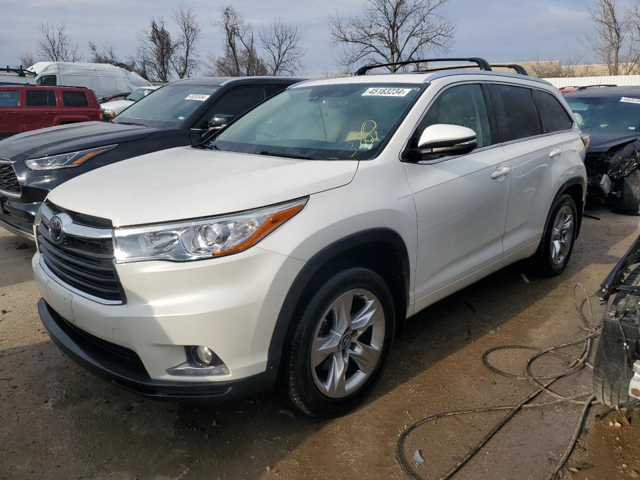 2016 TOYOTA Highlander VIN 5TDDKRFH1GS282668 photo 1