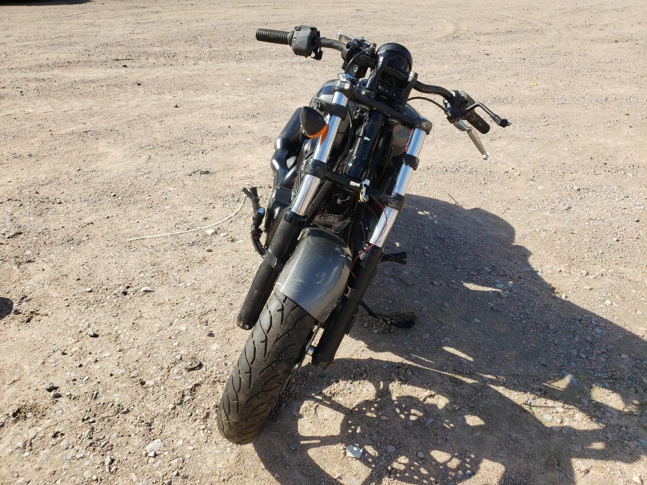 2024 INDIAN MOTORCYCLE CO. CHIEF VIN 56KDMCAG8R3015287 photo 2