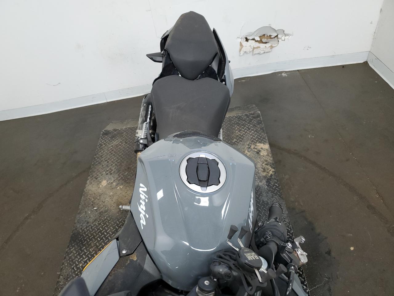 2018 KAWASAKI EX400 VIN JKAEXKG13JDA02408 photo 5