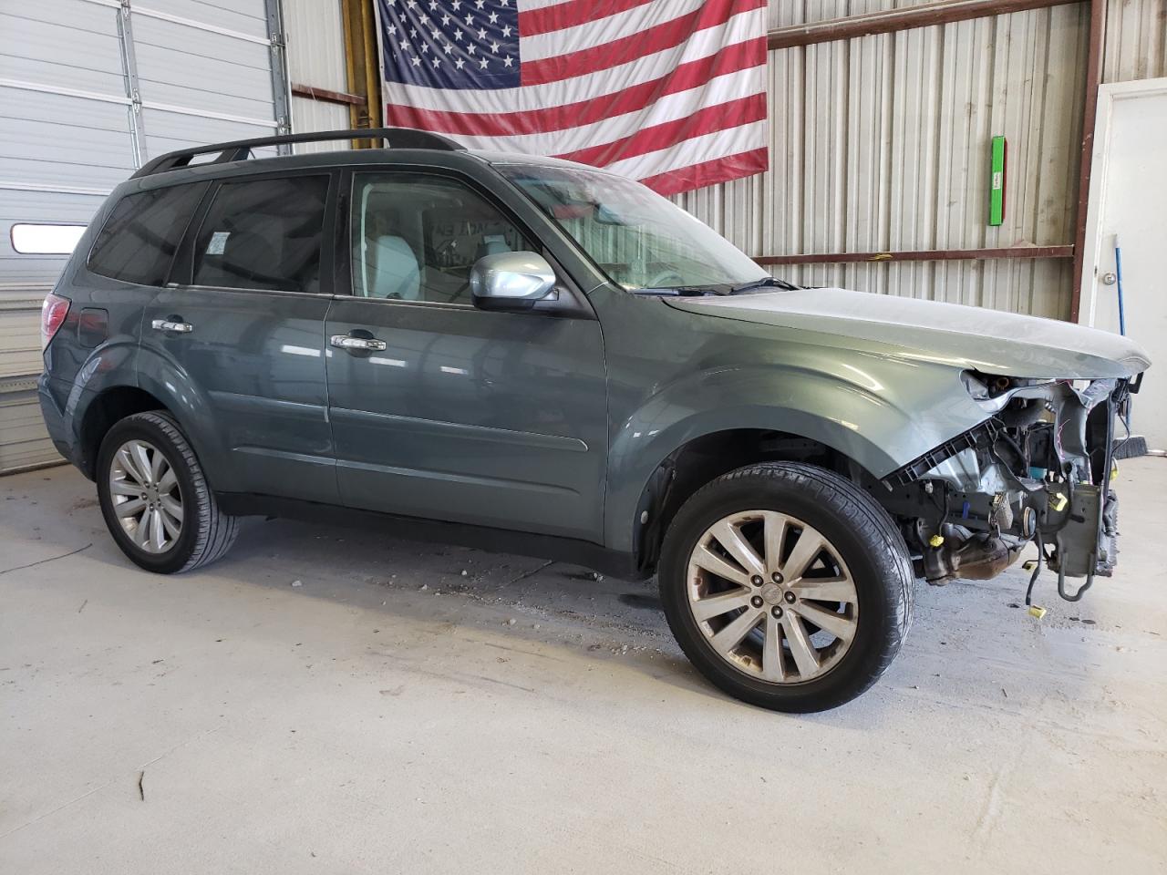2013 SUBARU Forester VIN JF2SHAEC4DH416166 photo 4