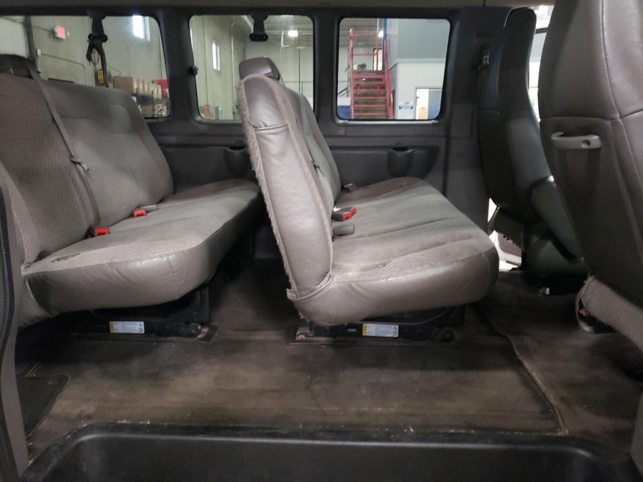 2016 CHEVROLET Express 2500 VIN 1GAZGPFG1G1296675 photo 11