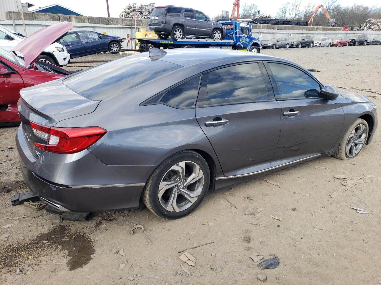 2018 Honda Accord VIN 1HGCV2F96JA013865 photo 3