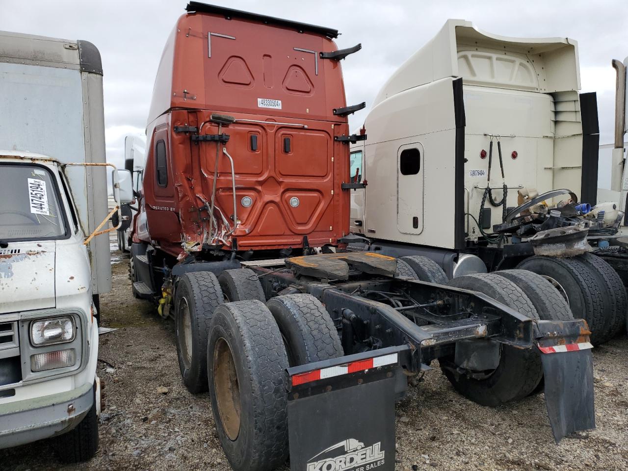 2019 FREIGHTLINER CASCADIA 126 VIN 3AKJHHDR4KSJV4536 photo 3