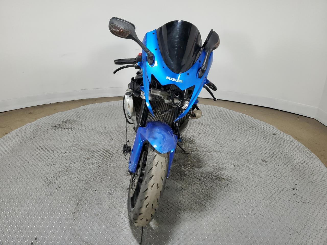 2023 SUZUKI Gsxr750 VIN JS1GR7MA5P7101448 photo 2