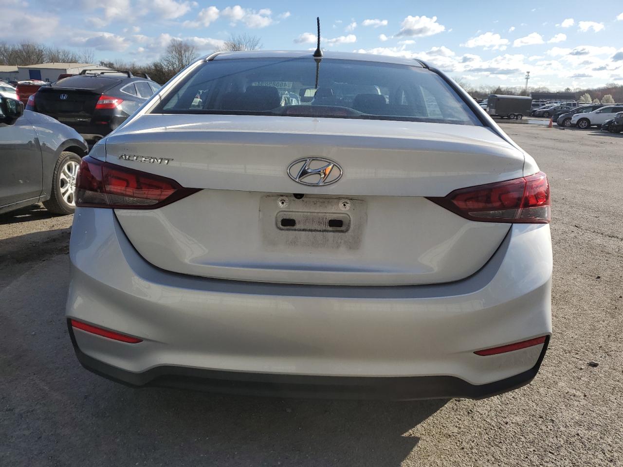2018 HYUNDAI Accent VIN 3KPC24A37JE033173 photo 6