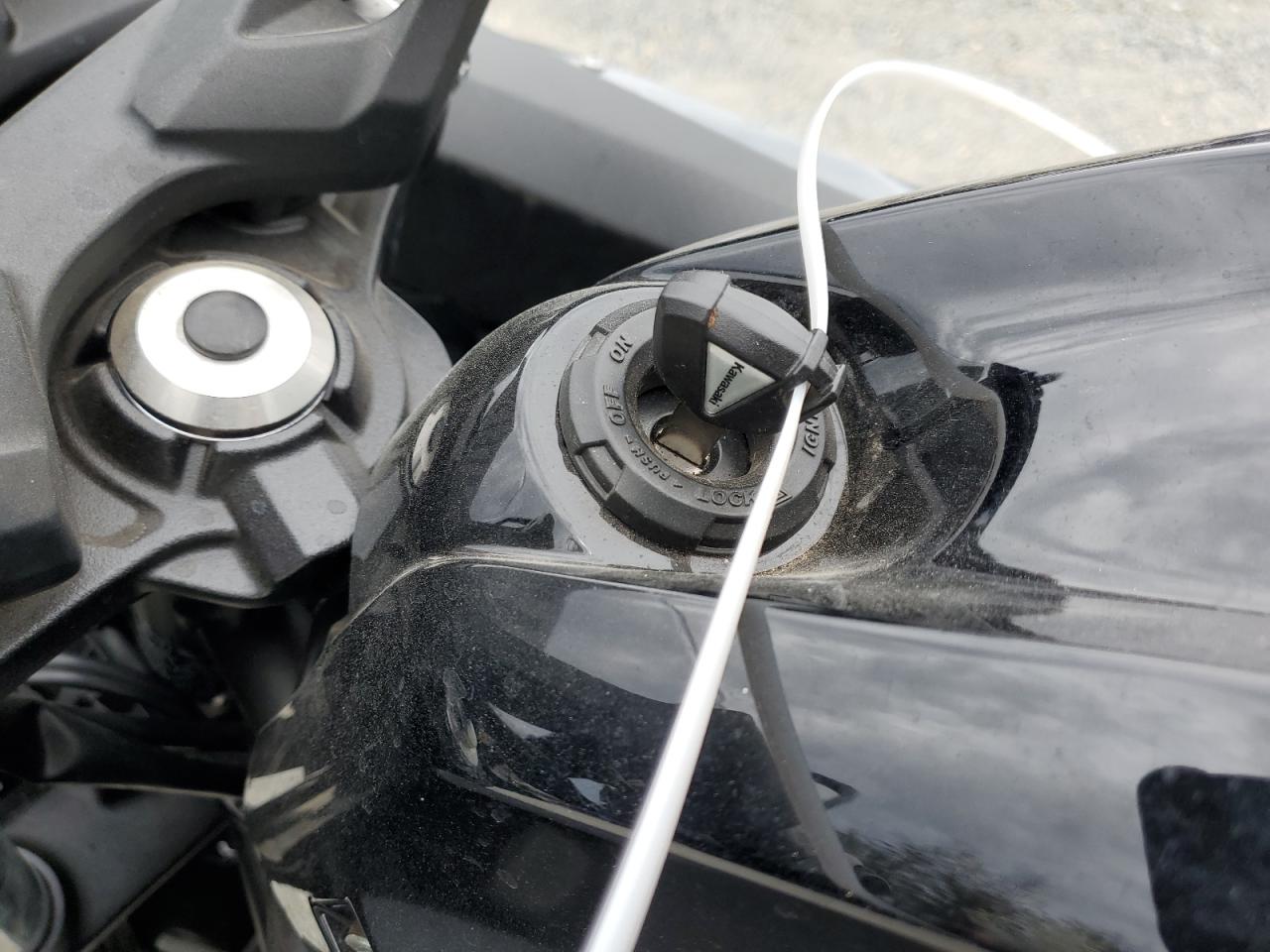 2018 KAWASAKI EX650 J VIN JKAEXEJ17JDA02406 photo 8