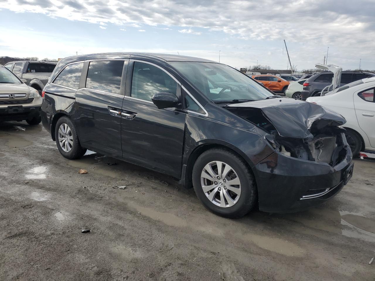 2015 HONDA Odyssey VIN 5FNRL5H43FB001818 photo 4
