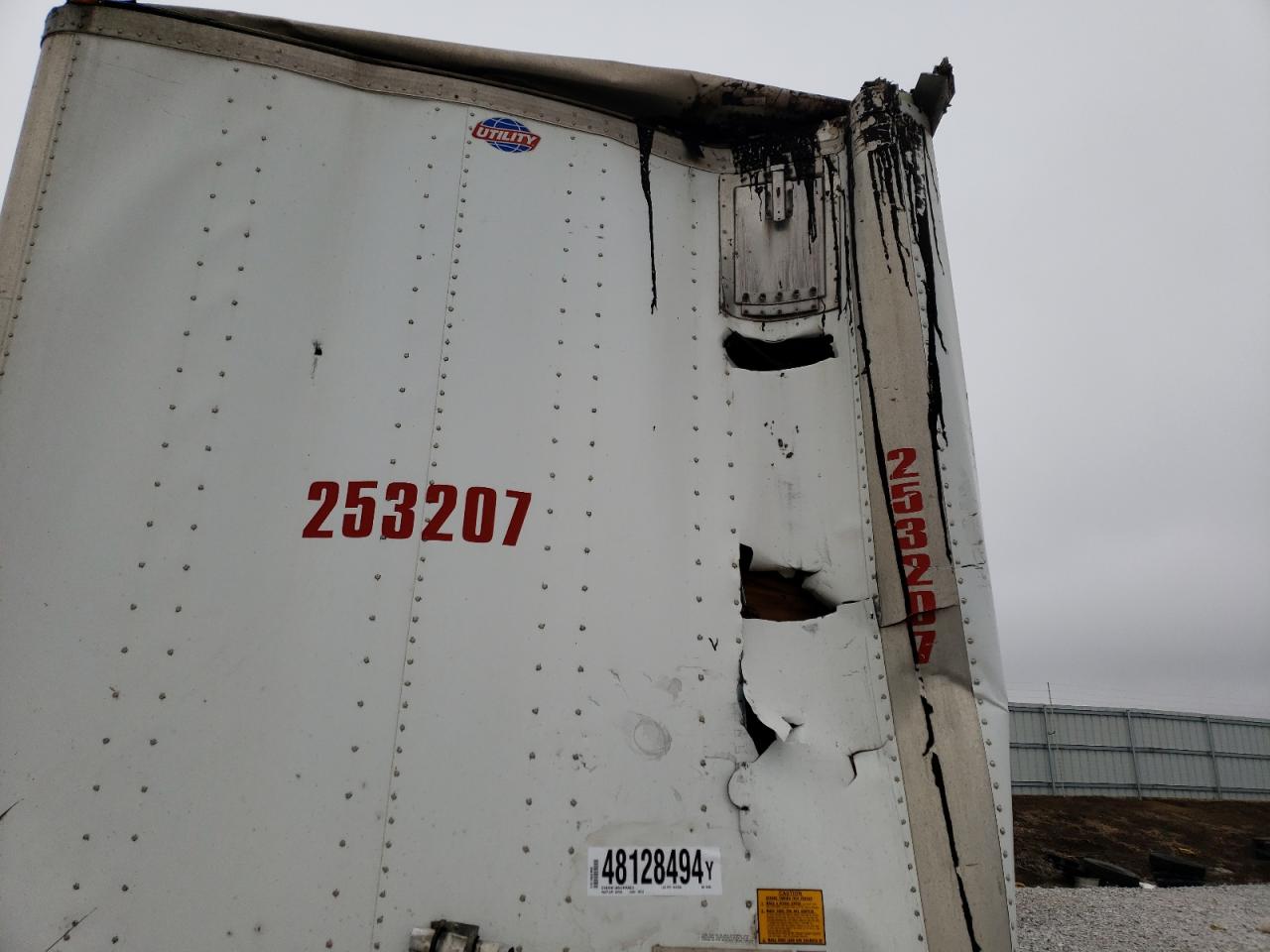 2012 UTILITY Trailer VIN 1UYVS2532CP351004 photo 9