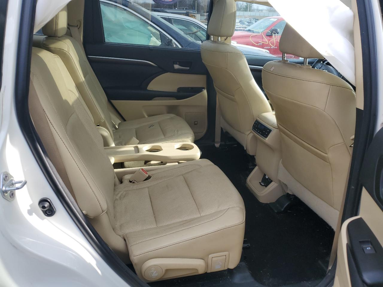 2016 TOYOTA Highlander VIN 5TDDKRFH1GS282668 photo 11