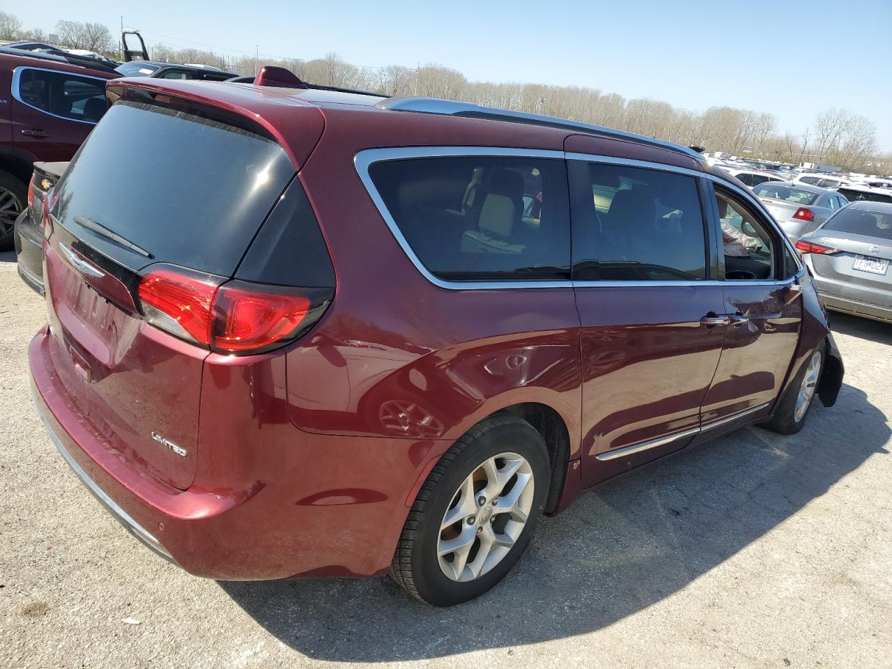 2020 Chrysler All models VIN 2C4RC1GG9LR284262 photo 3