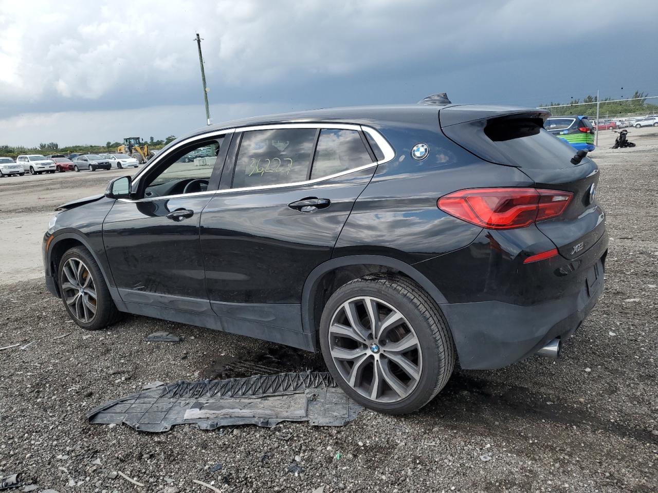 2019 BMW X2 VIN WBXYJ3C57KEP77602 photo 2