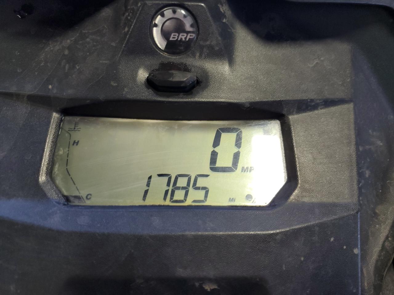 2018 SKI DOO SUMMIT 800 VIN 2BPSCFJL8JV000435 photo 8