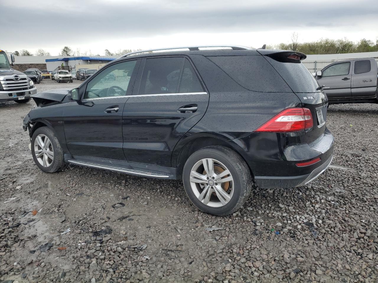 2014 Mercedes-Benz M-class VIN 4JGDA5HB2EA360580 photo 2