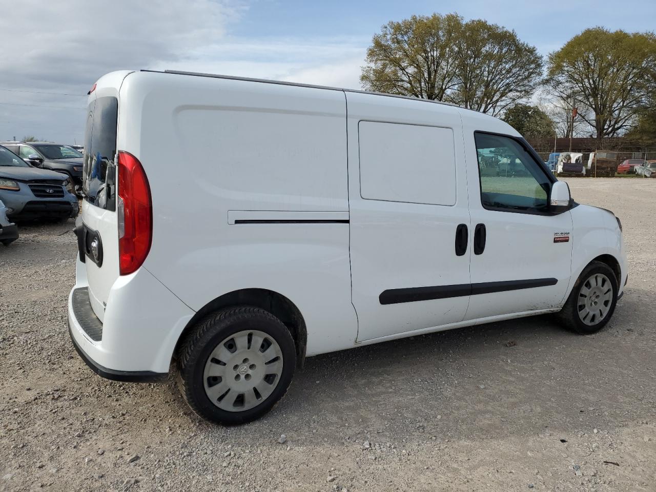 2017 RAM Promaster city VIN ZFBERFBB9H6E65548 photo 3