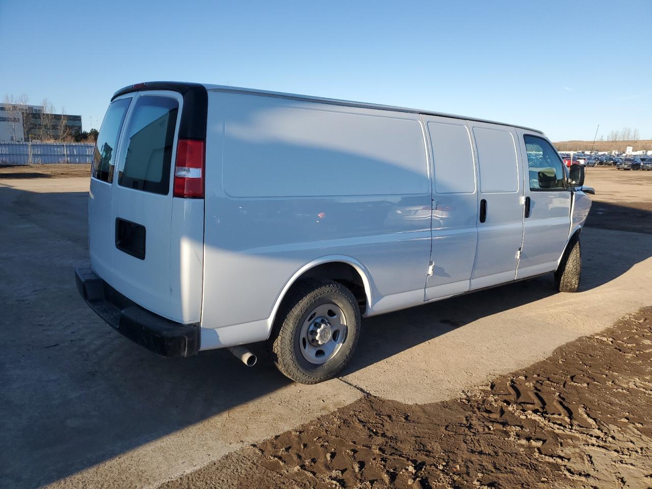 2021 CHEVROLET Express 2500 VIN 1GCWGBFPXM1179962 photo 3