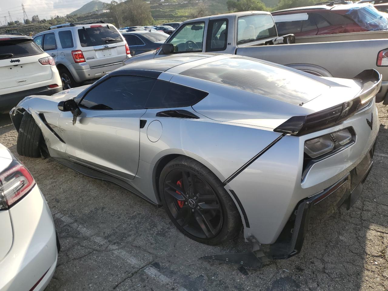 2015 CHEVROLET Corvette VIN 1G1YM2D78F5111779 photo 2