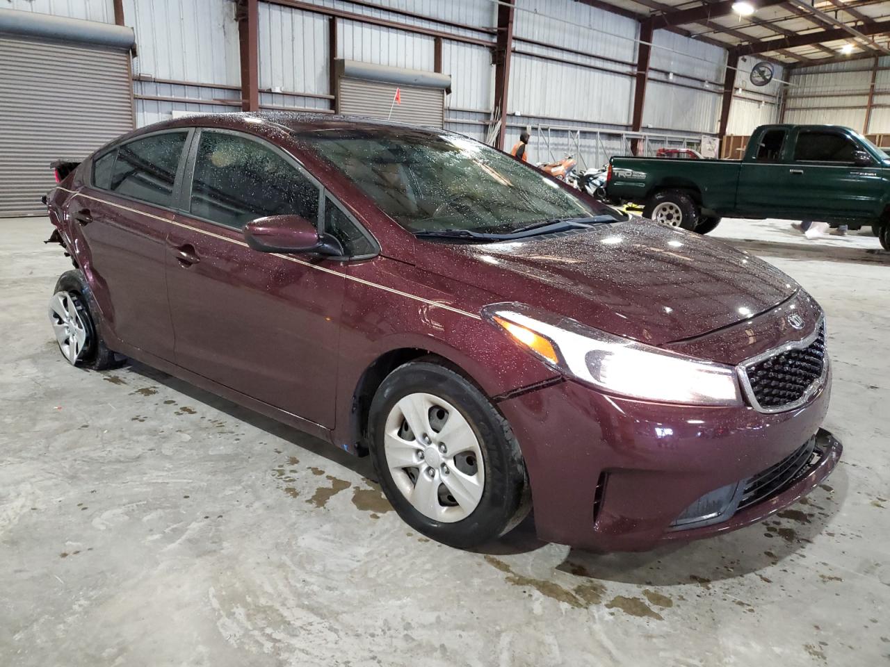 2018 KIA Forte VIN 3KPFL4A76JE196331 photo 4