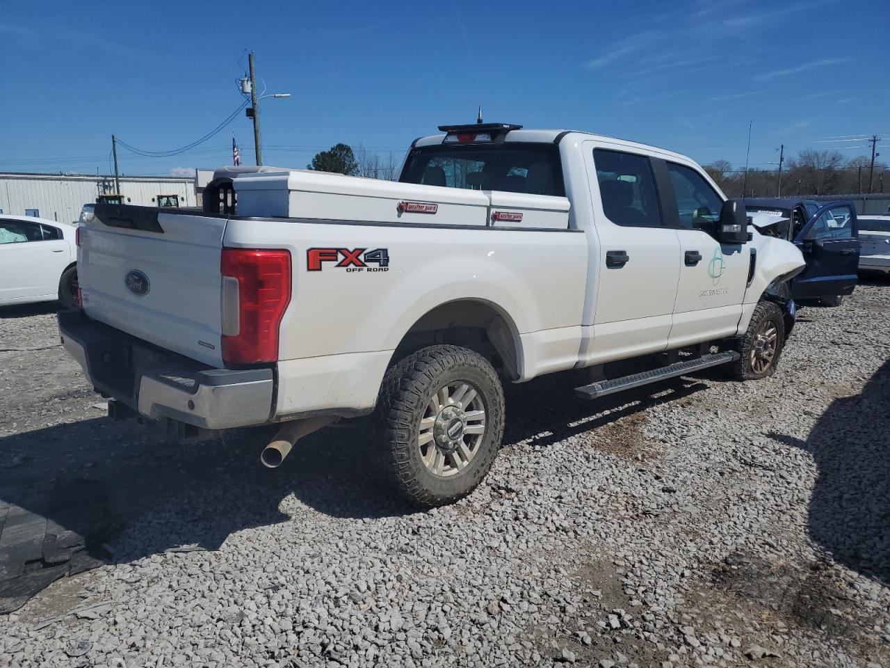 2017 Ford F250 VIN 1FT7W2B61HEC46600 photo 3