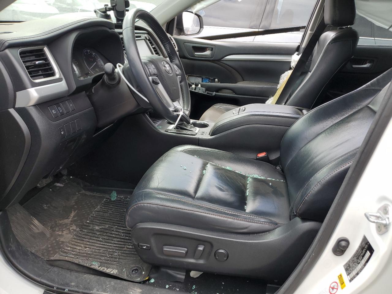 2018 Toyota Highlander VIN 5TDJZRFHXJS908336 photo 7