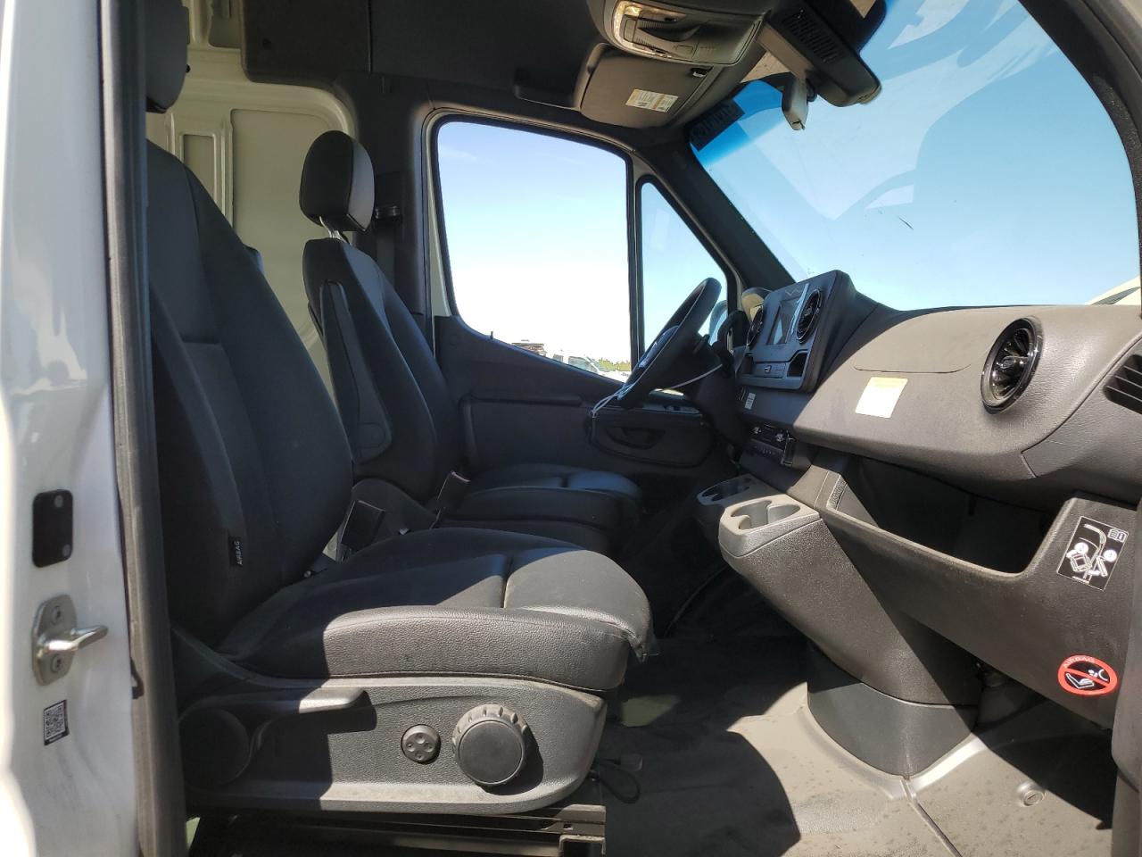 2022 MERCEDES-BENZ Sprinter VIN W1W4EBVYXNT090362 photo 5
