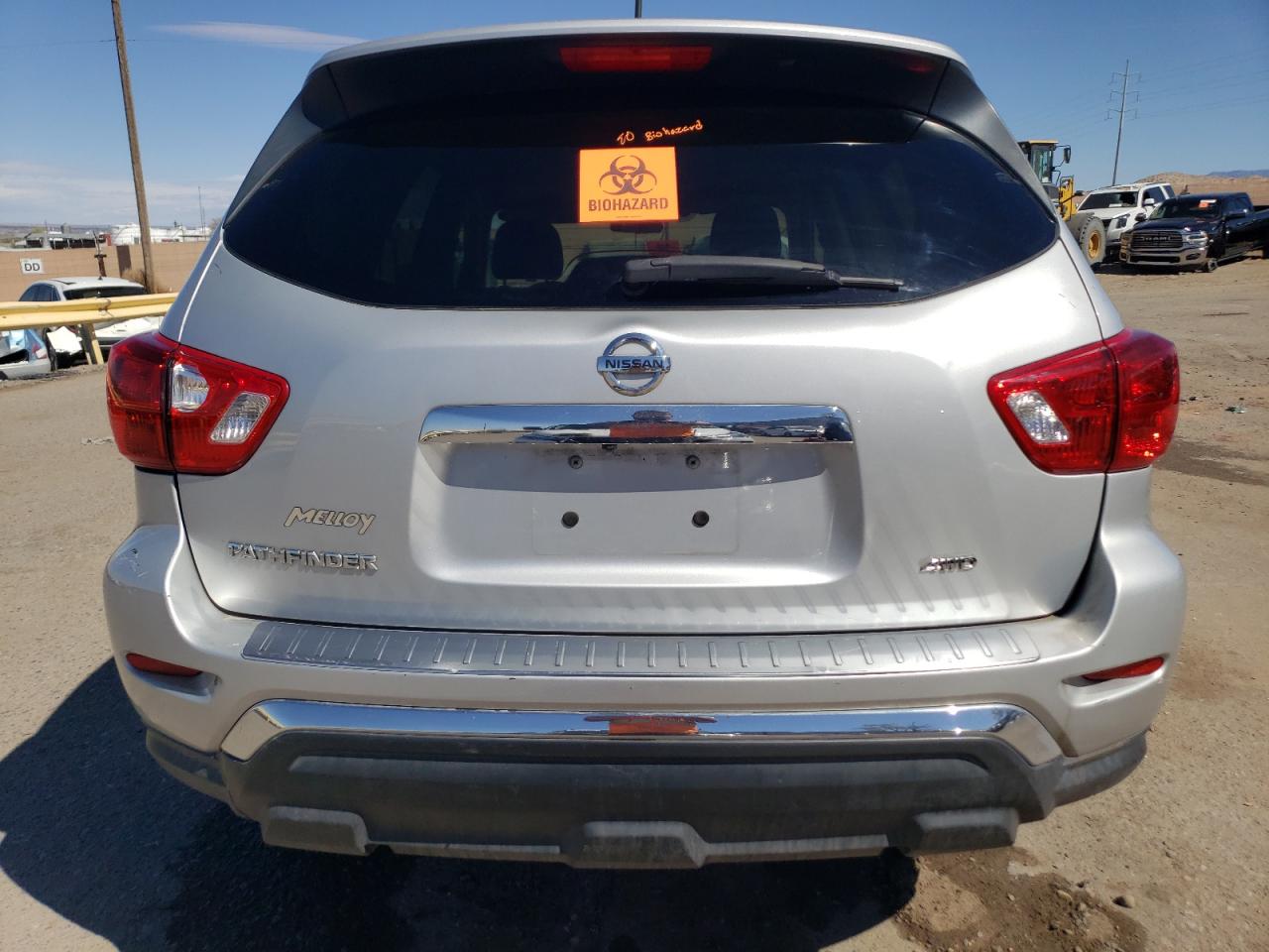 2017 NISSAN Pathfinder VIN 5N1DR2MM0HC630736 photo 6