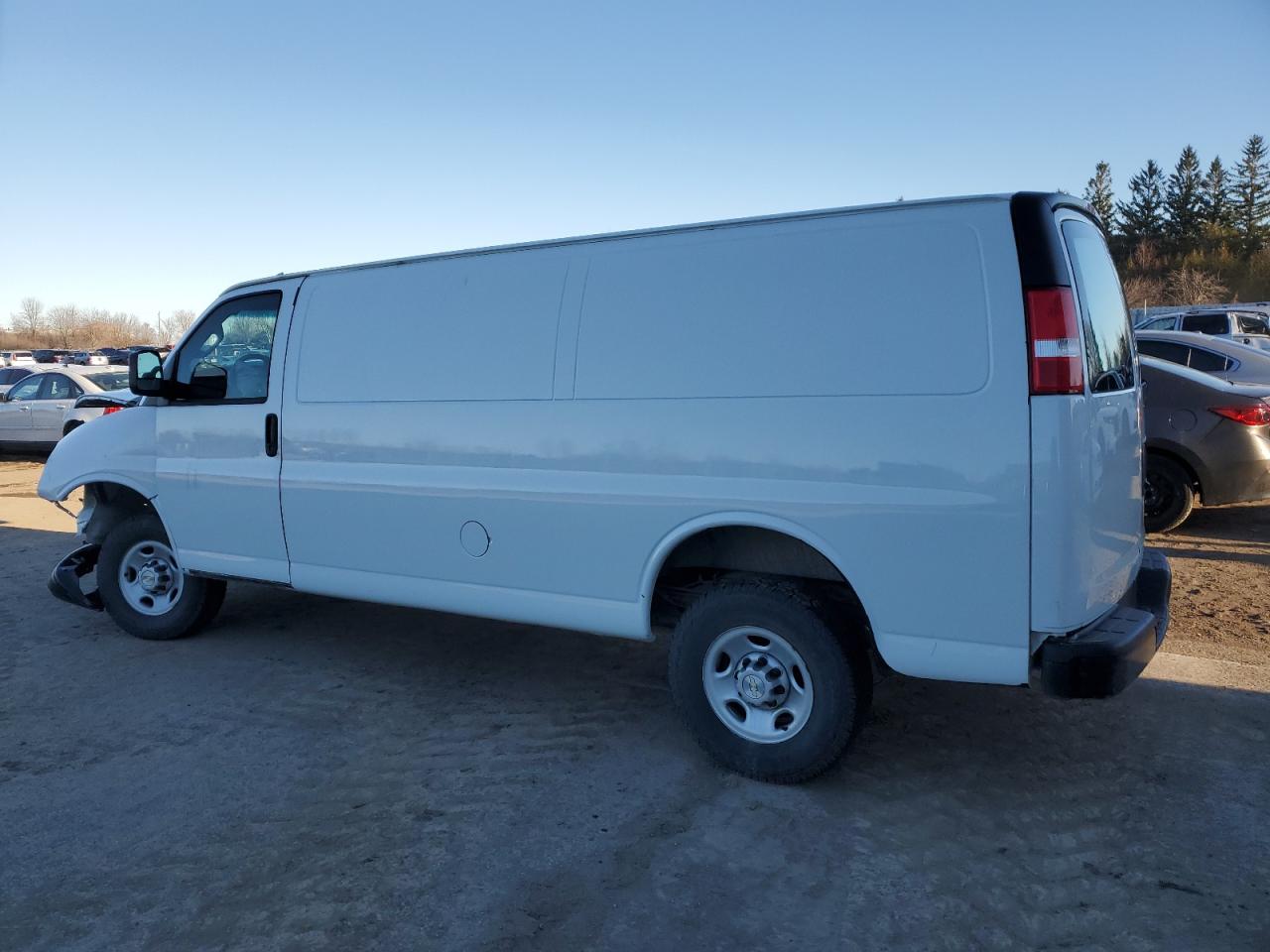 2021 CHEVROLET Express 2500 VIN 1GCWGBFPXM1179962 photo 2