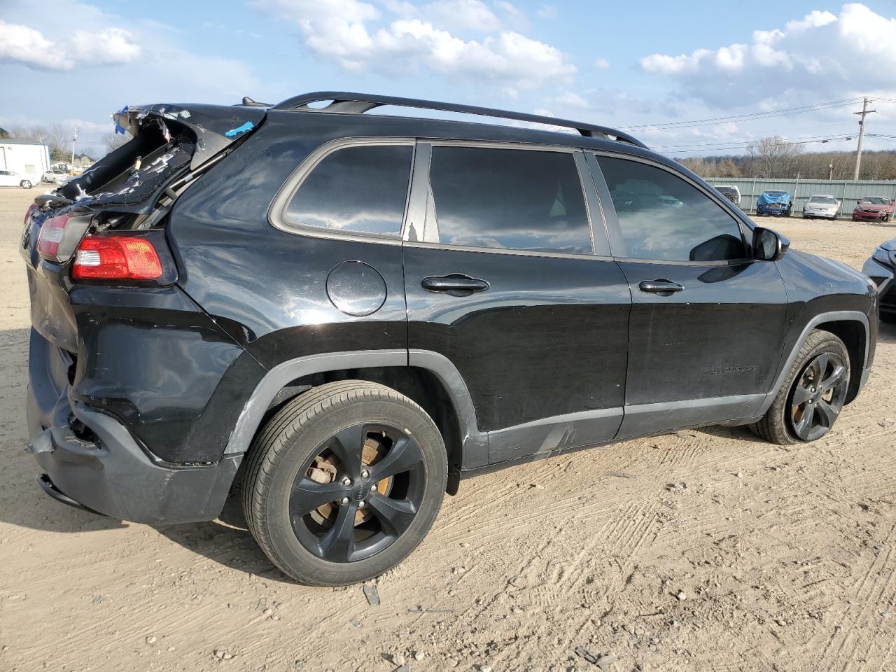 2018 JEEP Grand cherokee VIN 1C4PJLCBXJD552979 photo 3