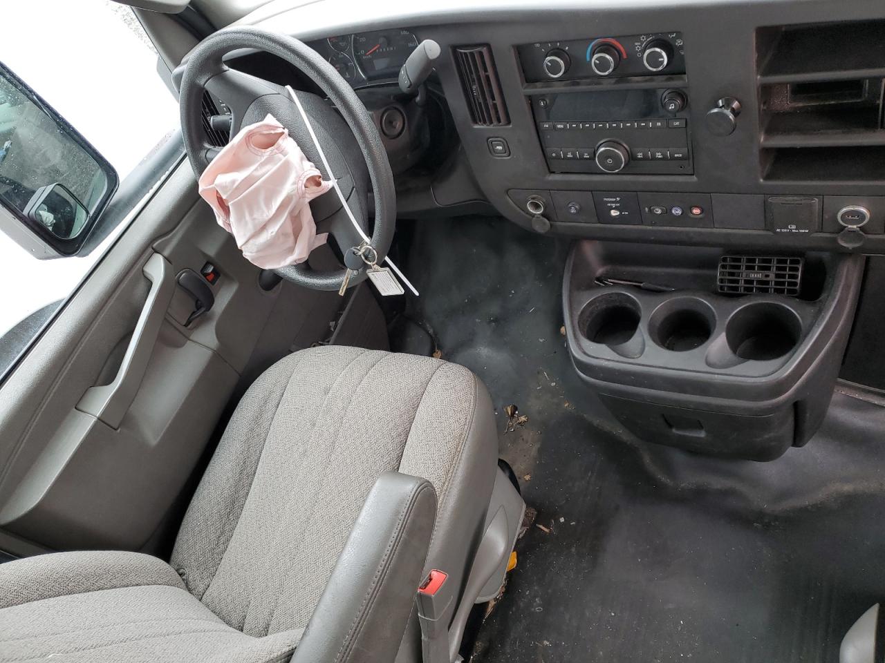 2019 GMC Savana VIN 7GZ37TCG8KN009427 photo 8