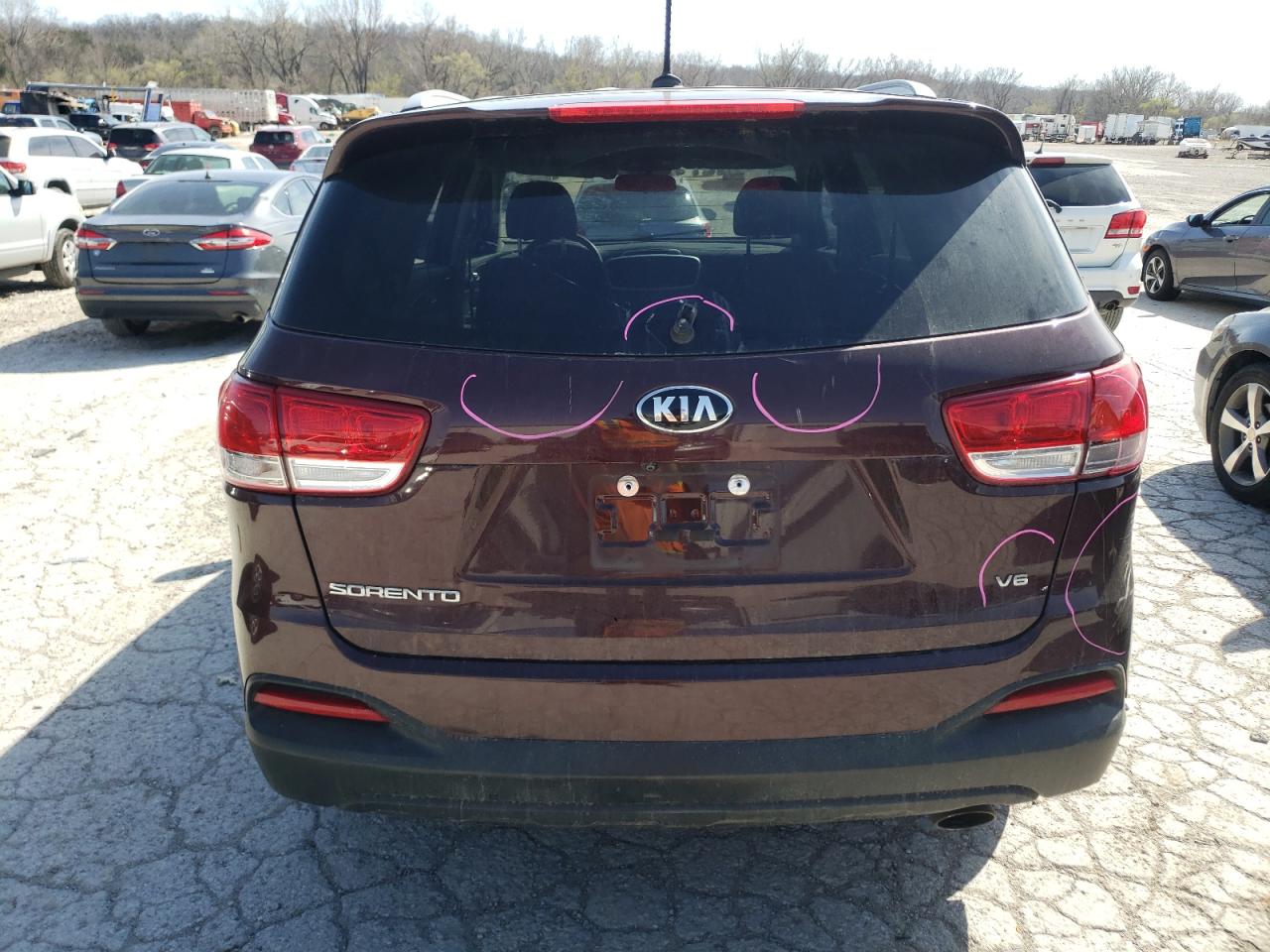 2018 Kia Sorento VIN 5XYPG4A58JG394628 photo 6
