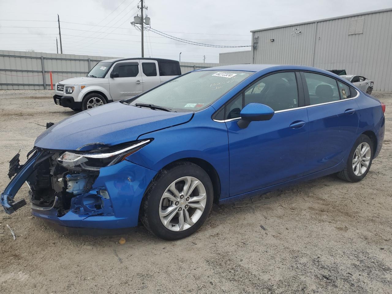 2019 CHEVROLET Cruze VIN 1G1BE5SMXK7138588 photo 1