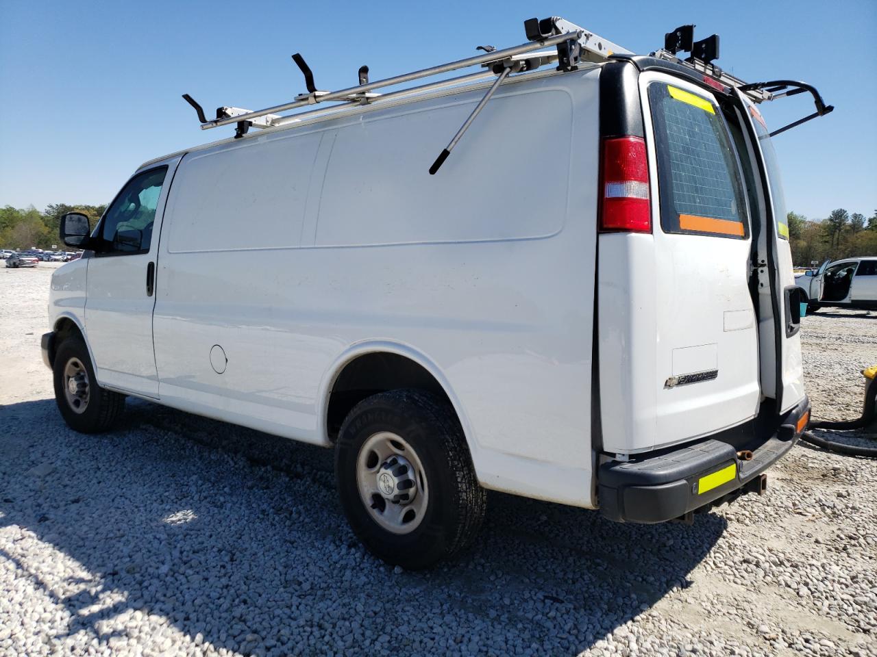 2019 CHEVROLET Express 2500 VIN 1GCWGAFP2K1275088 photo 2
