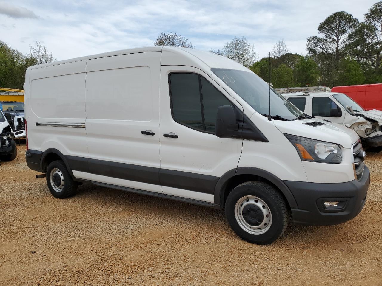 2020 Ford Transit VIN 1FTBR1CG7LKB65615 photo 4